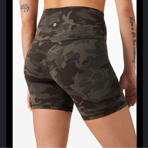 lululemon athletica Pants - LULULEMON Lululemon Align Short *6"
Incognito Camo Multi Gator Green 8
